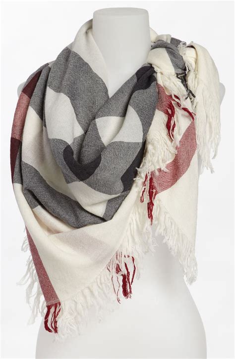 burberry house check extra fine merino wool scarf|Check Wool Scarf in Stone .